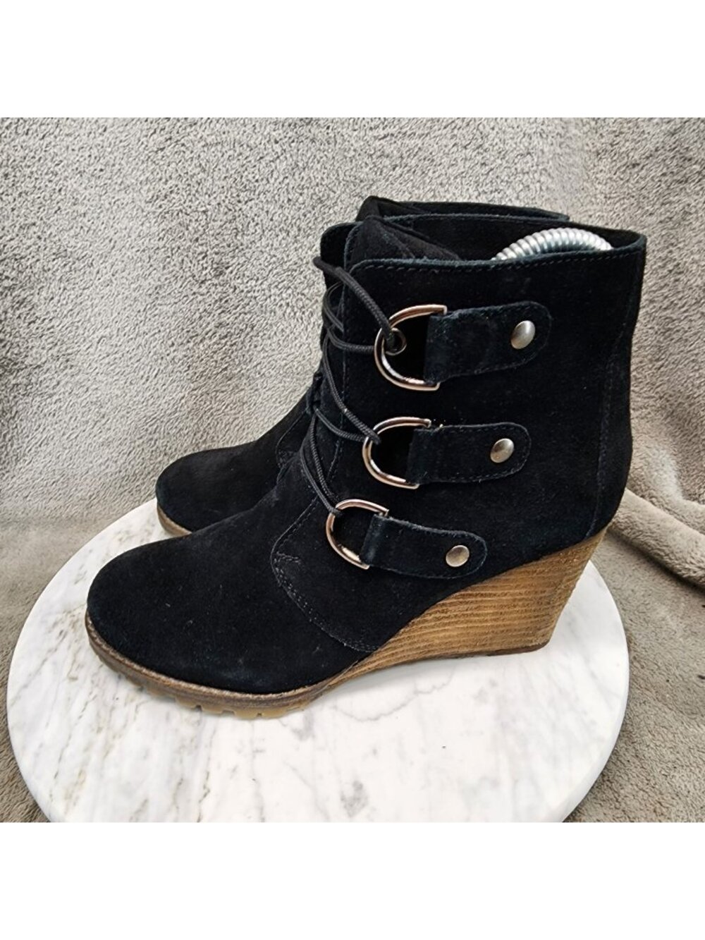 Diba Shoes Womens Size 7 Black Suede Wedge Ankle Booties *Read*